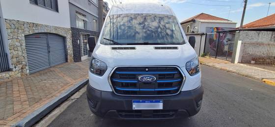 FORD E-TRANSIT 63 KW ELÉTIRCO L3H3
